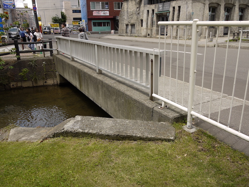 南八条橋(札幌市中央区) 起点左側から撮影した南八条橋