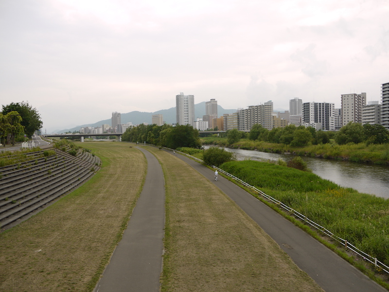 豊平橋(札幌市中央区・豊平区) 橋からの眺望(上流側)(2)