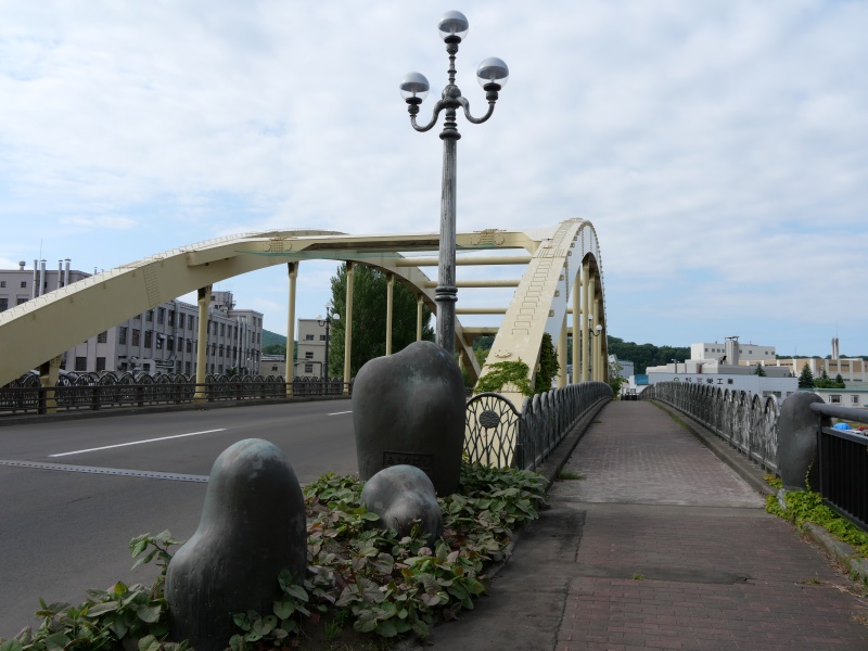 旭橋(北海道小樽市色内) 第3号埠頭側から撮影した旭橋