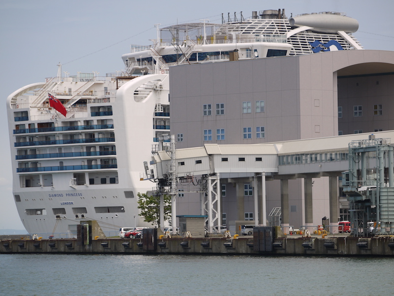 ダイヤモンド・プリンセス 小樽港 2019/07/16